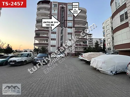 Y.SELİM MAH'DE YENİ KARAKOL KARŞINDA SATILIK 3+1 DAİRE(SİTE) 190