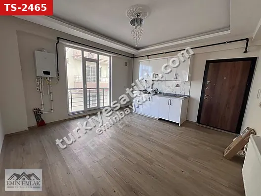 Y.SELİM MAH'DE 4 KATLI BİNADA YENİ YAPI RUHSATLI 1+1 DAİRE 48 M2